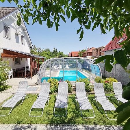 Forrest Apartman Gyenesdias Bagian luar foto